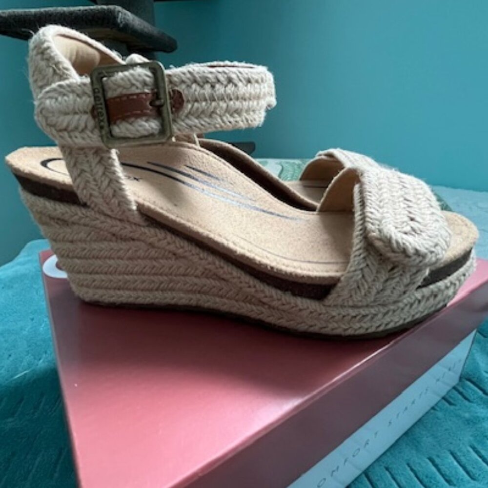 Aetrex Sydney Quarter Strap Espadrille Wedge 38 EU